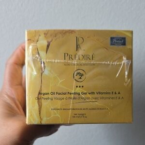 Argan Oil Facial Peeling Gel with Vitamins E & A - Gold
